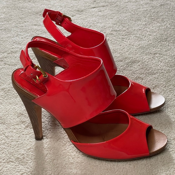 BCBGMaxAzria patent leather slingback heels - Picture 2 of 8